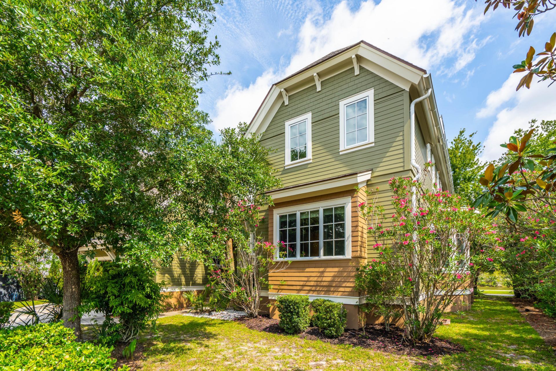 67 Delahow Street Photo 109