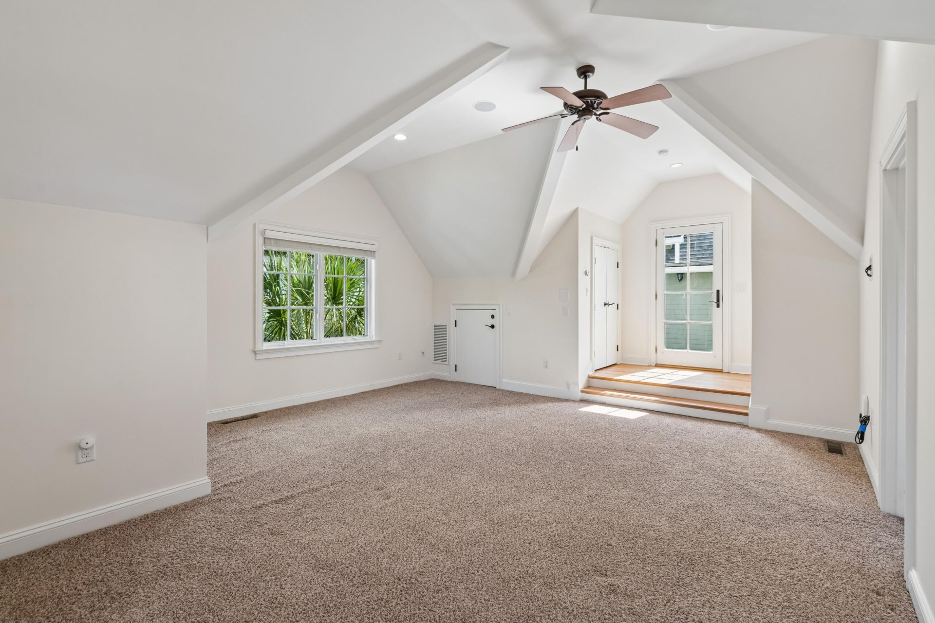 67 Delahow Street Photo 87