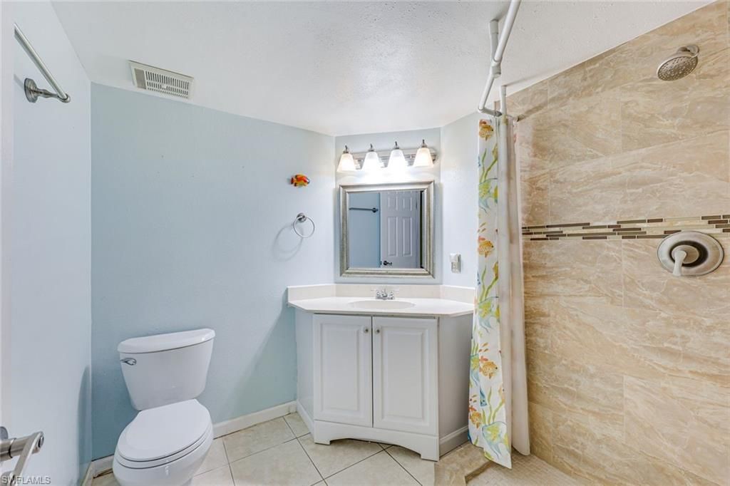 1702 Kings Lake Blvd, Unit 102, Naples, FL 34112 Photo
