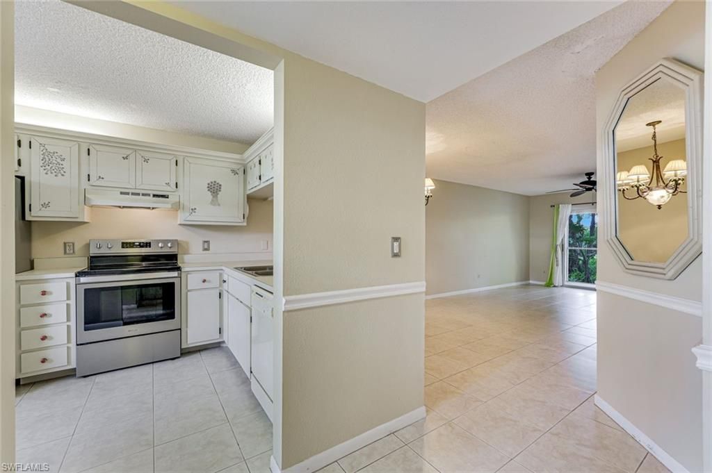 1702 Kings Lake Blvd, Unit 102, Naples, FL 34112 Photo