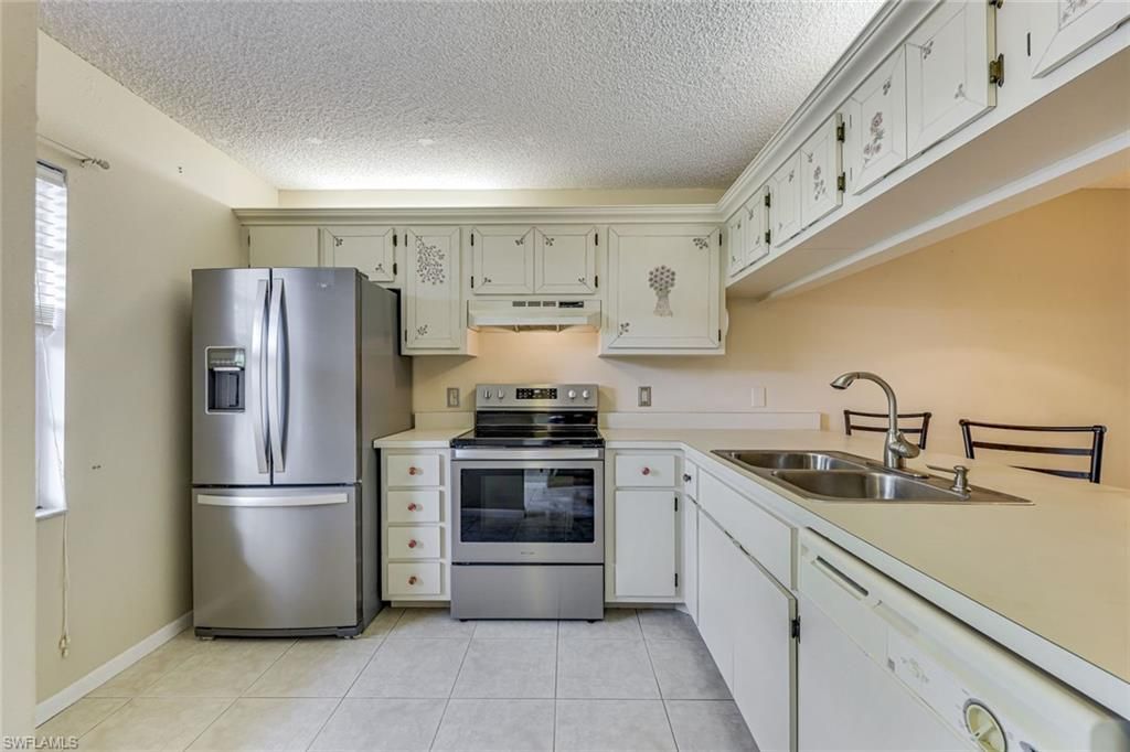 1702 Kings Lake Blvd, Unit 102, Naples, FL 34112 Photo