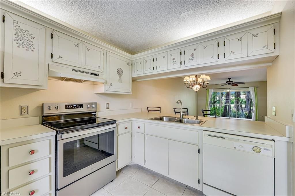 1702 Kings Lake Blvd, Unit 102, Naples, FL 34112 Photo