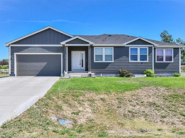 525 Foxtail Drive, Hudson, CO 80642