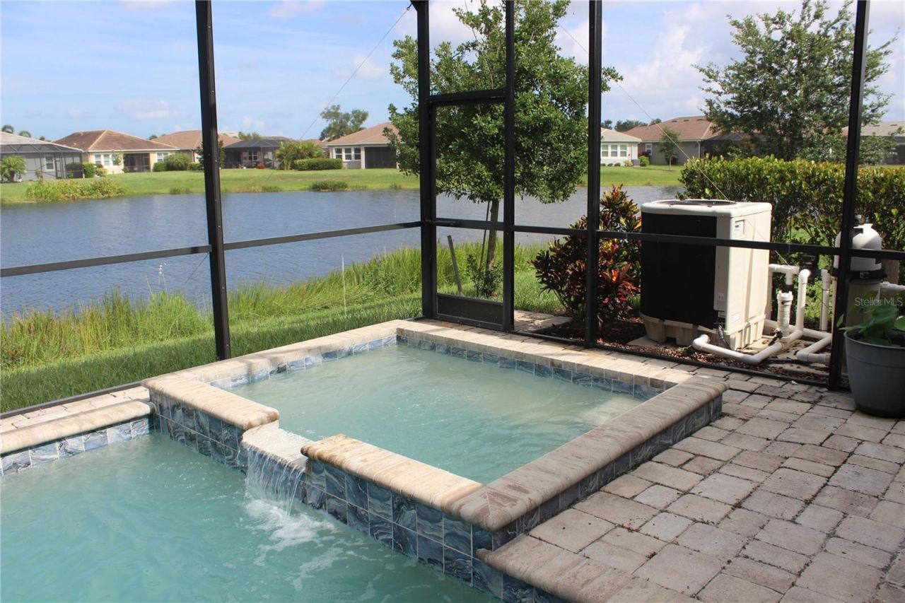 5826 Long Shore Loop, Sarasota, FL 34238 Photo