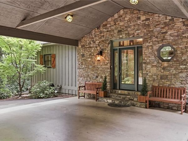 52 Swallow Point , Big Canoe, GA 30143