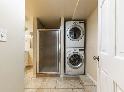 11848 Snowpeak Way, Truckee, CA 96161 Photo