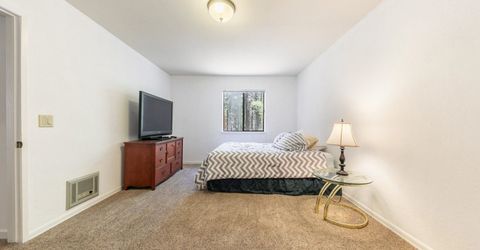 11848 Snowpeak Way, Truckee, CA 96161 Photo