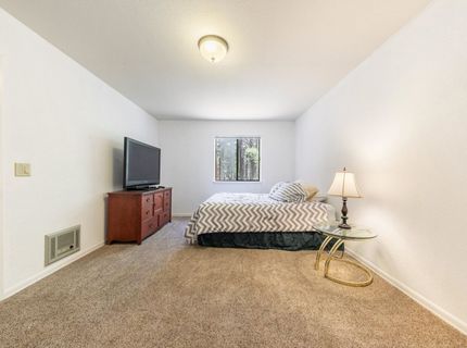 11848 Snowpeak Way, Truckee, CA 96161 Photo