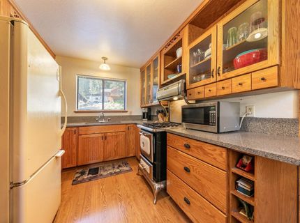 11848 Snowpeak Way, Truckee, CA 96161 Photo