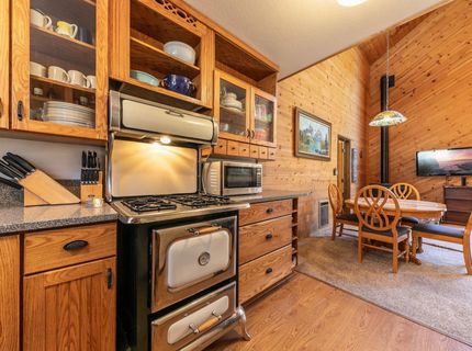 11848 Snowpeak Way, Truckee, CA 96161 Photo