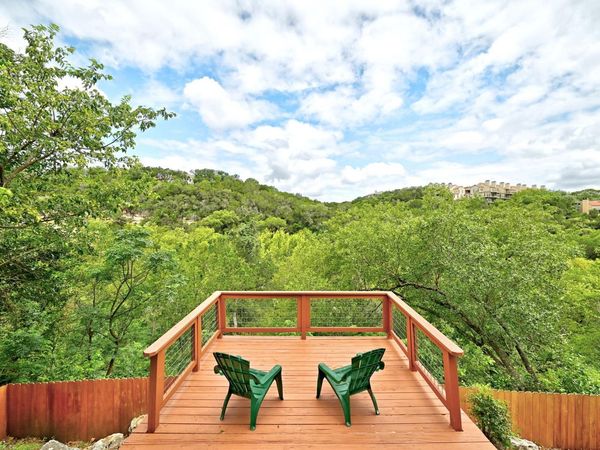 2500 Forest Bend DR, Austin, TX 78704