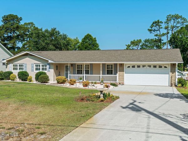 211 S Shore Drive , Southport, NC 28461