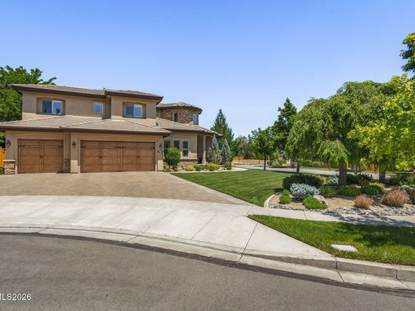 6389 Rey Del Sierra Drive, Sparks, NV 89436
