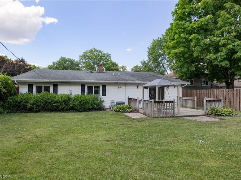 26701 Redwood Drive, Olmsted Falls, OH 44138 Photo 22