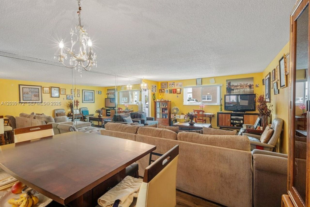 2271 NW 48th Ter, Unit 112, Lauderhill, FL 33313 Photo