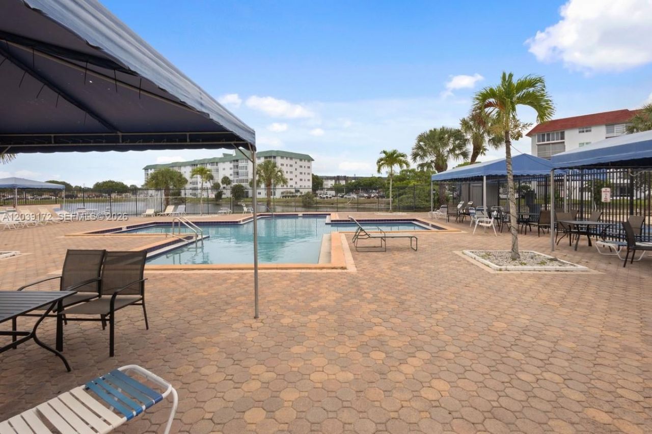 2271 NW 48th Ter, Unit 112, Lauderhill, FL 33313 Photo