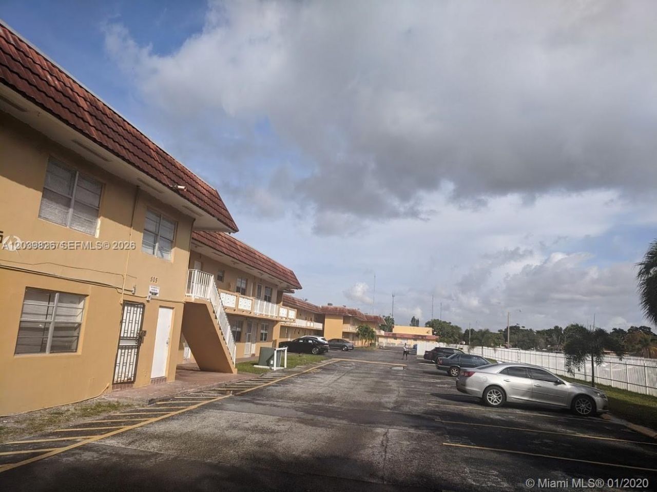 505 NW 177th St, Unit 103, Miami Gardens, FL 33169 Photo