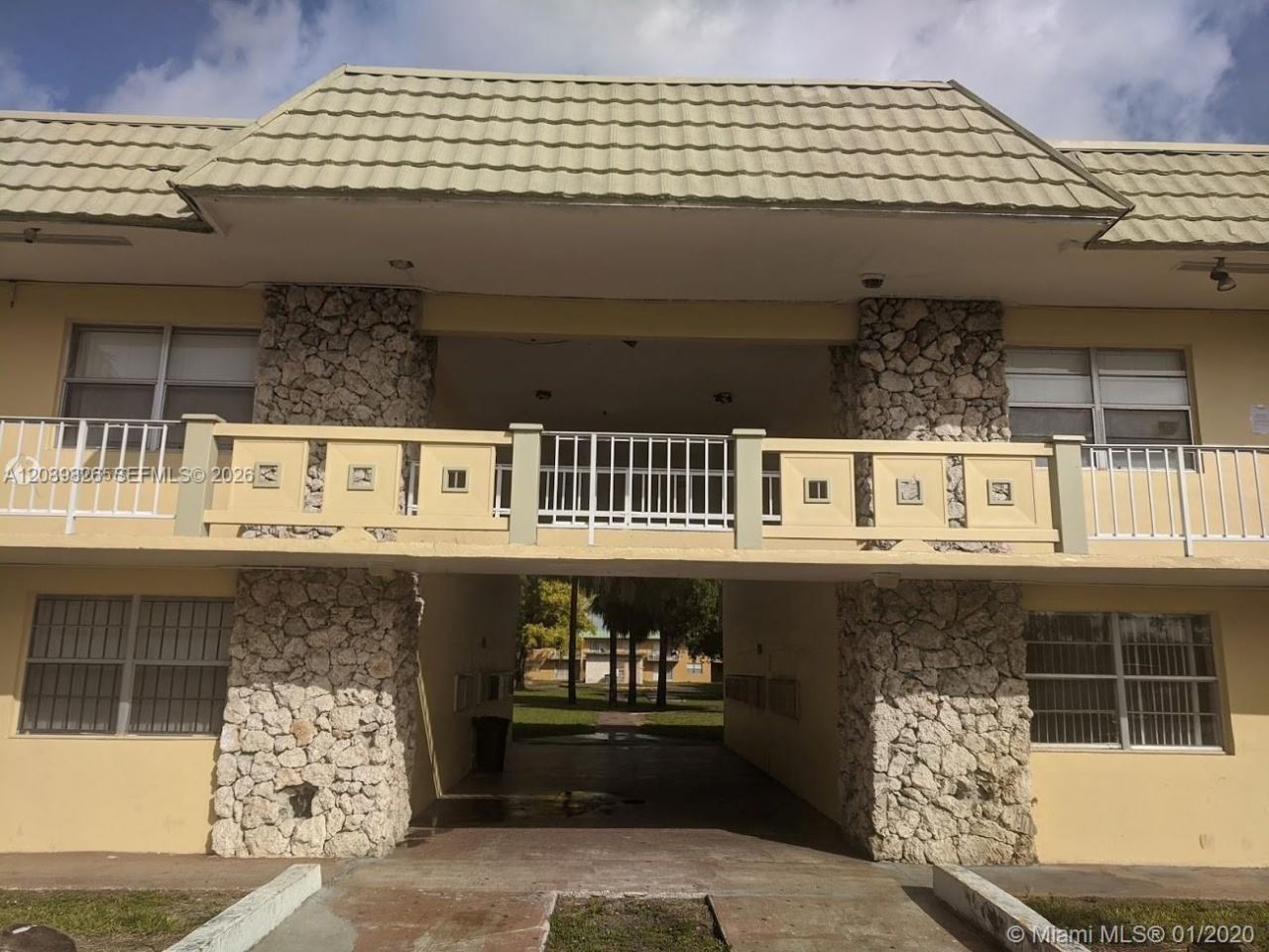 505 NW 177th St, Unit 103, Miami Gardens, FL 33169 Photo