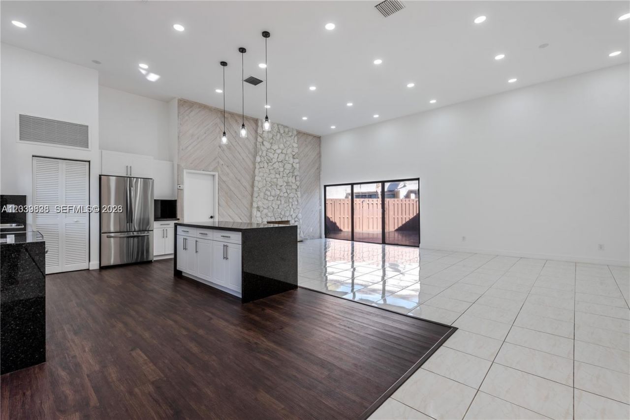 601 Leslie Dr, Hallandale Beach, FL 33009 Photo