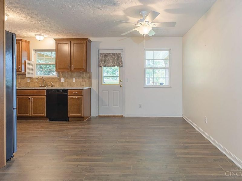 488 Misty Dawn Road, Hamilton Twp, OH 45039 Photo 13