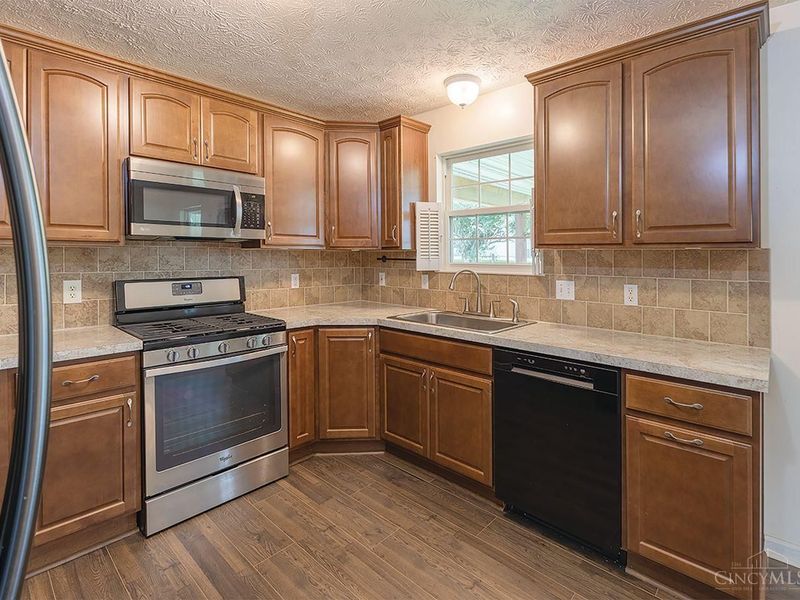 488 Misty Dawn Road, Hamilton Twp, OH 45039 Photo 17