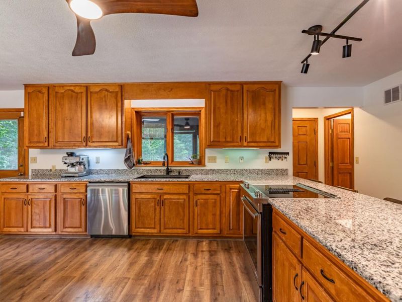 1927 Bethany Ridge Road, Brushcreek Twp, OH 45693 Photo 18