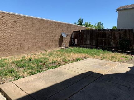 1881 Alice Way, Sacramento, CA 95834 Photo