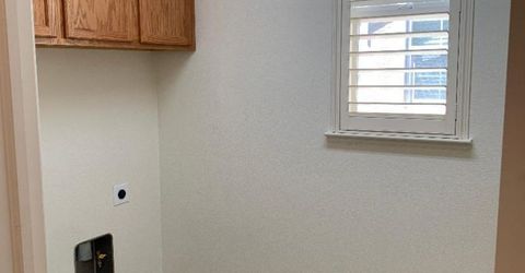 1881 Alice Way, Sacramento, CA 95834 Photo