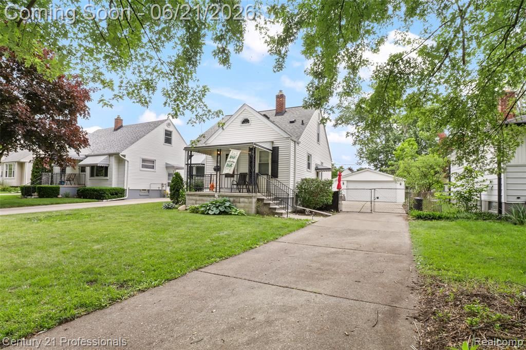 115 Gargantua Avenue, Clawson, MI 48017 Main Photo