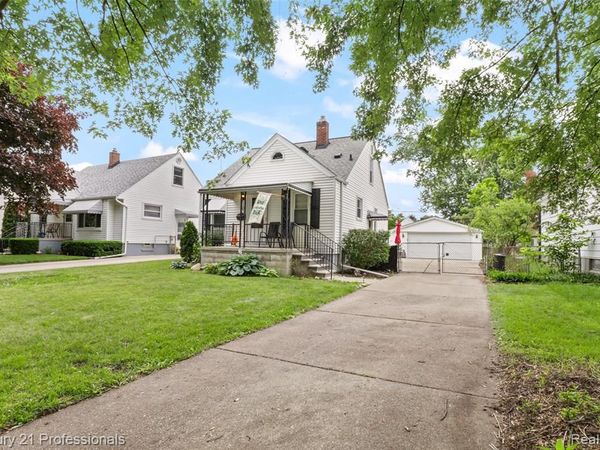 115 Gargantua Avenue, Clawson, MI 48017