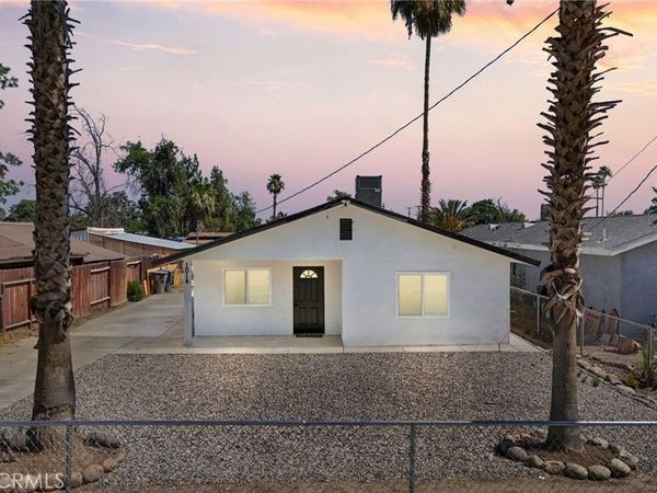1014 E Casa Loma, Bakersfield, CA 93307