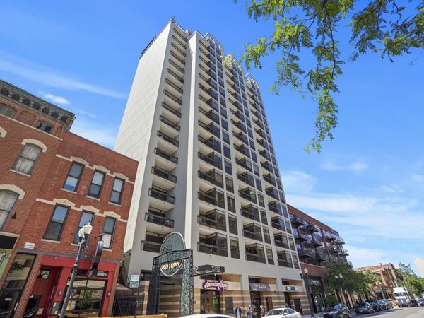 1212 N WELLS Street , Unit 302, Chicago, IL 60610