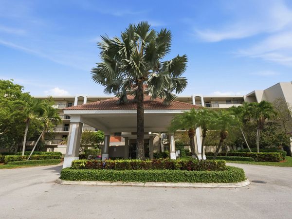 1915 Lavers Circle, Unit E508, Delray Beach, FL 33444