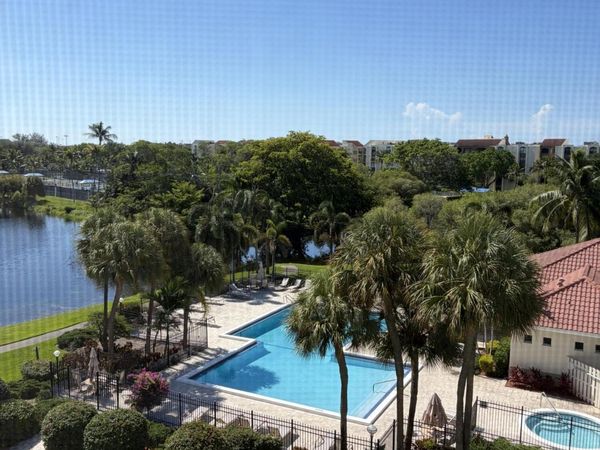 1915 Lavers Circle, Unit E508, Delray Beach, FL 33444