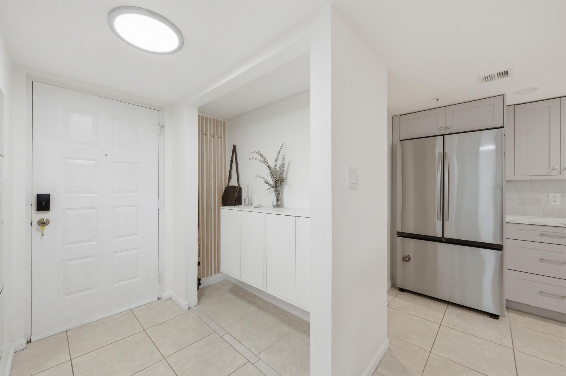 1915 Lavers Circle, Unit E508, Delray Beach, FL 33444 Photo