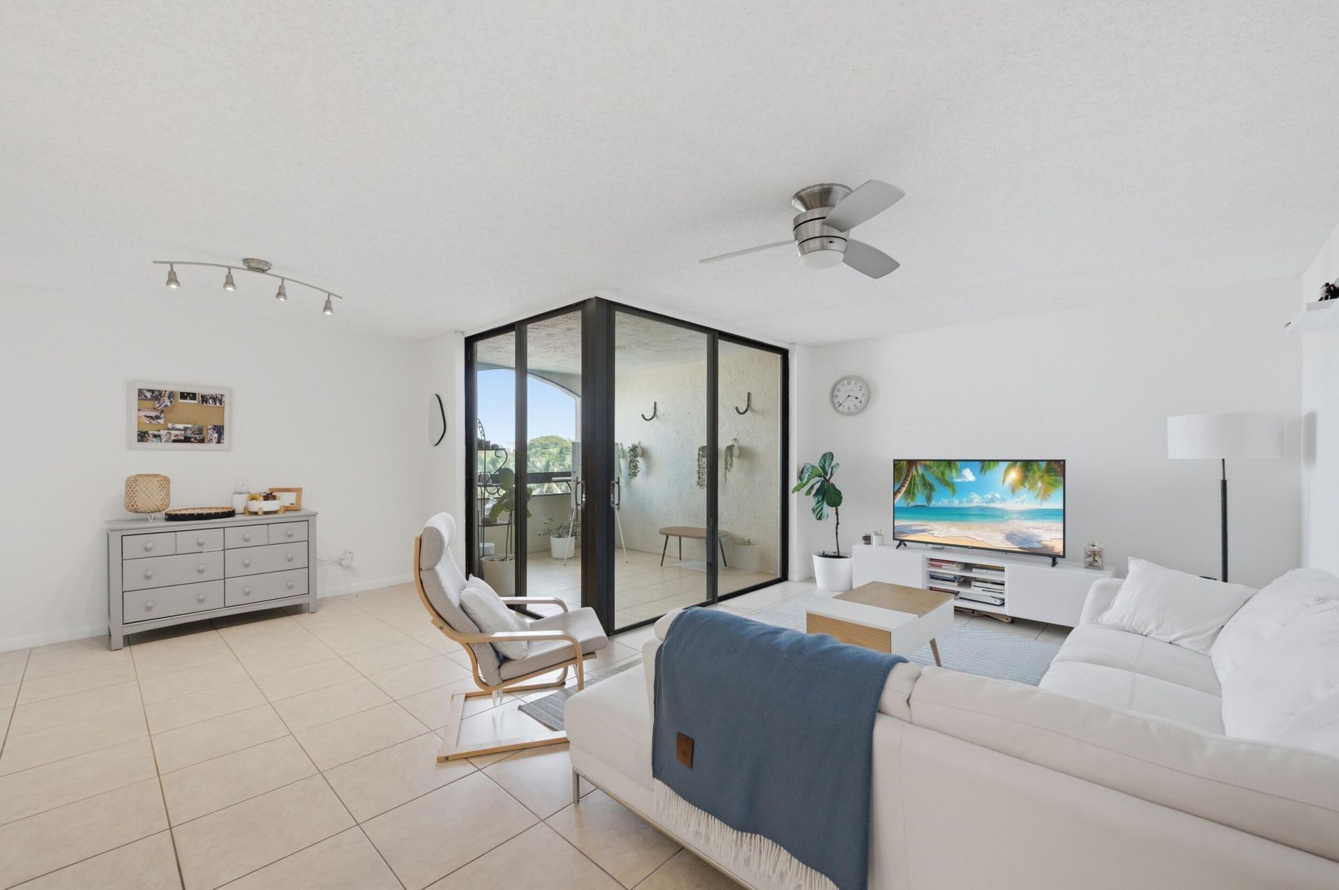 1915 Lavers Circle, Unit E508, Delray Beach, FL 33444 Photo
