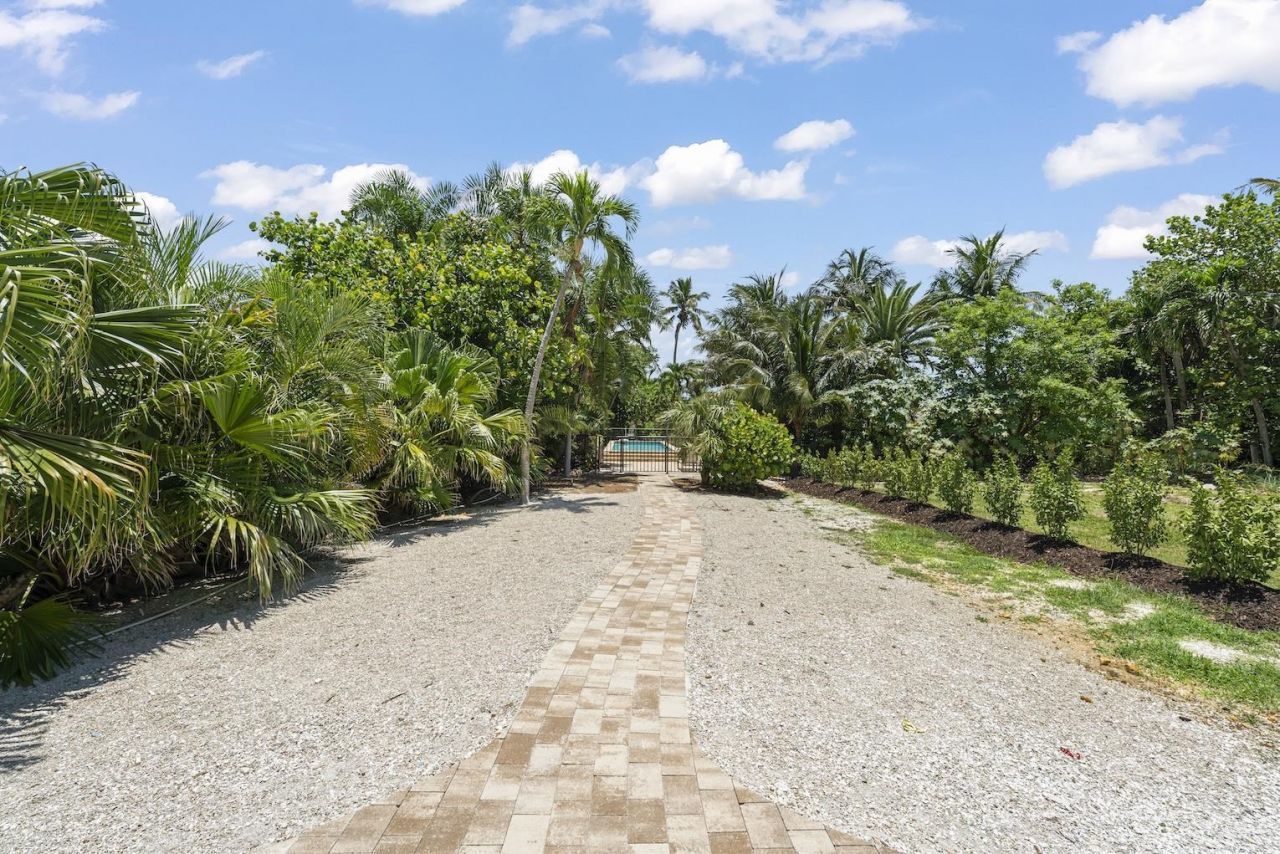 16785 Captiva Drive, Captiva, FL 33924 Photo
