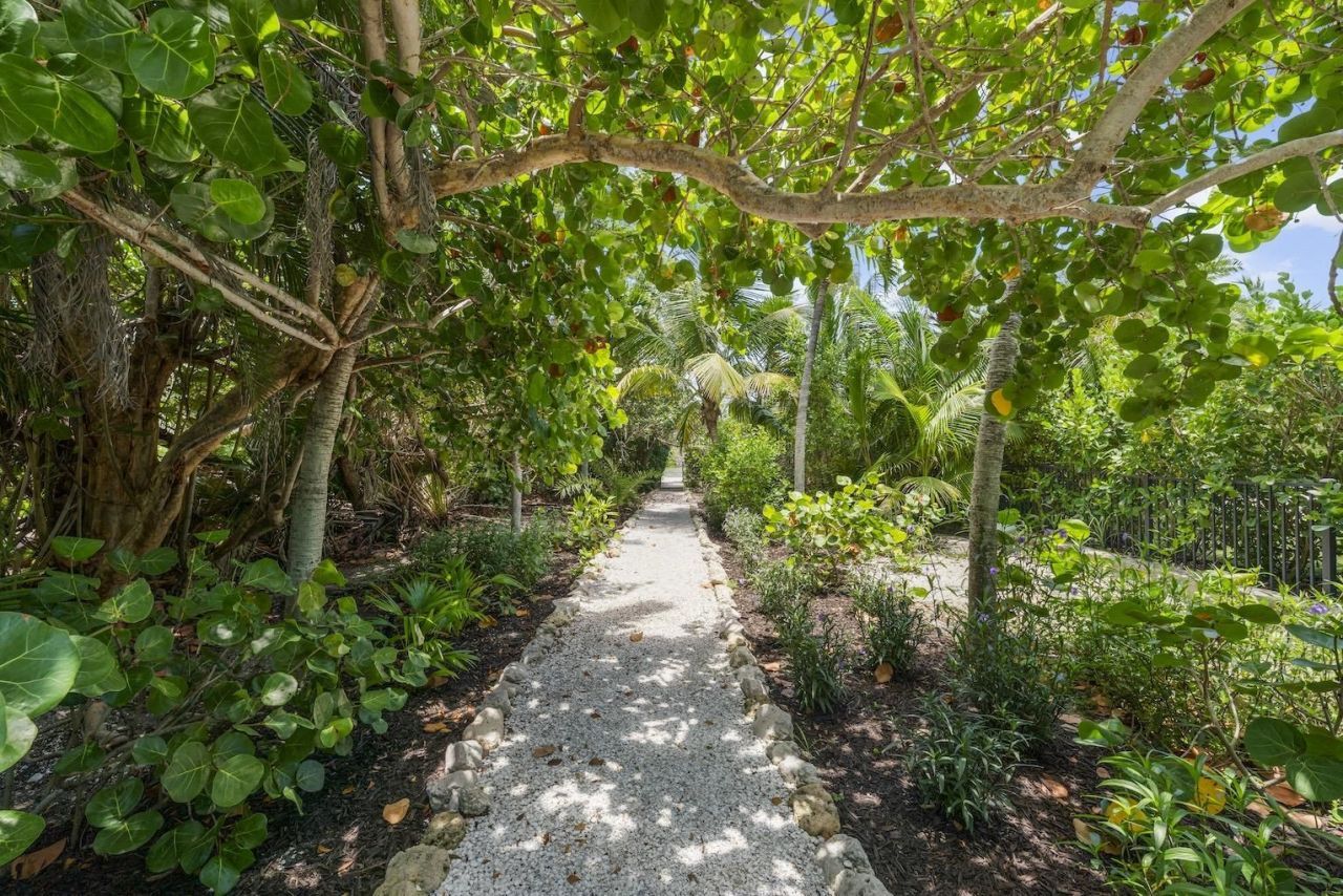 16785 Captiva Drive, Captiva, FL 33924 Photo