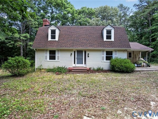 437 Wake Road, Middlesex, VA 23176