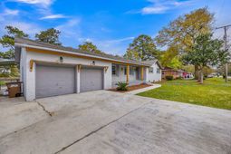 764 Creekside Drive photo 4