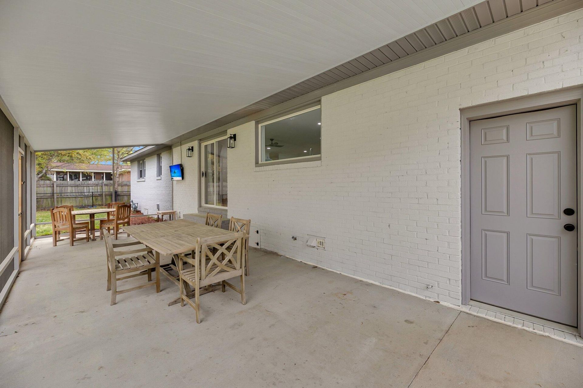 764 Creekside Drive Photo 34