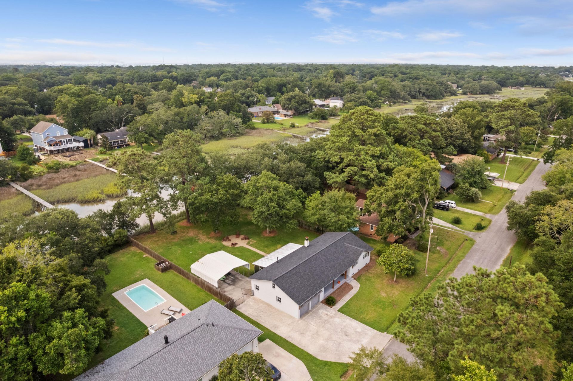 764 Creekside Drive Photo 40