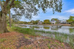 764 Creekside Drive photo 4