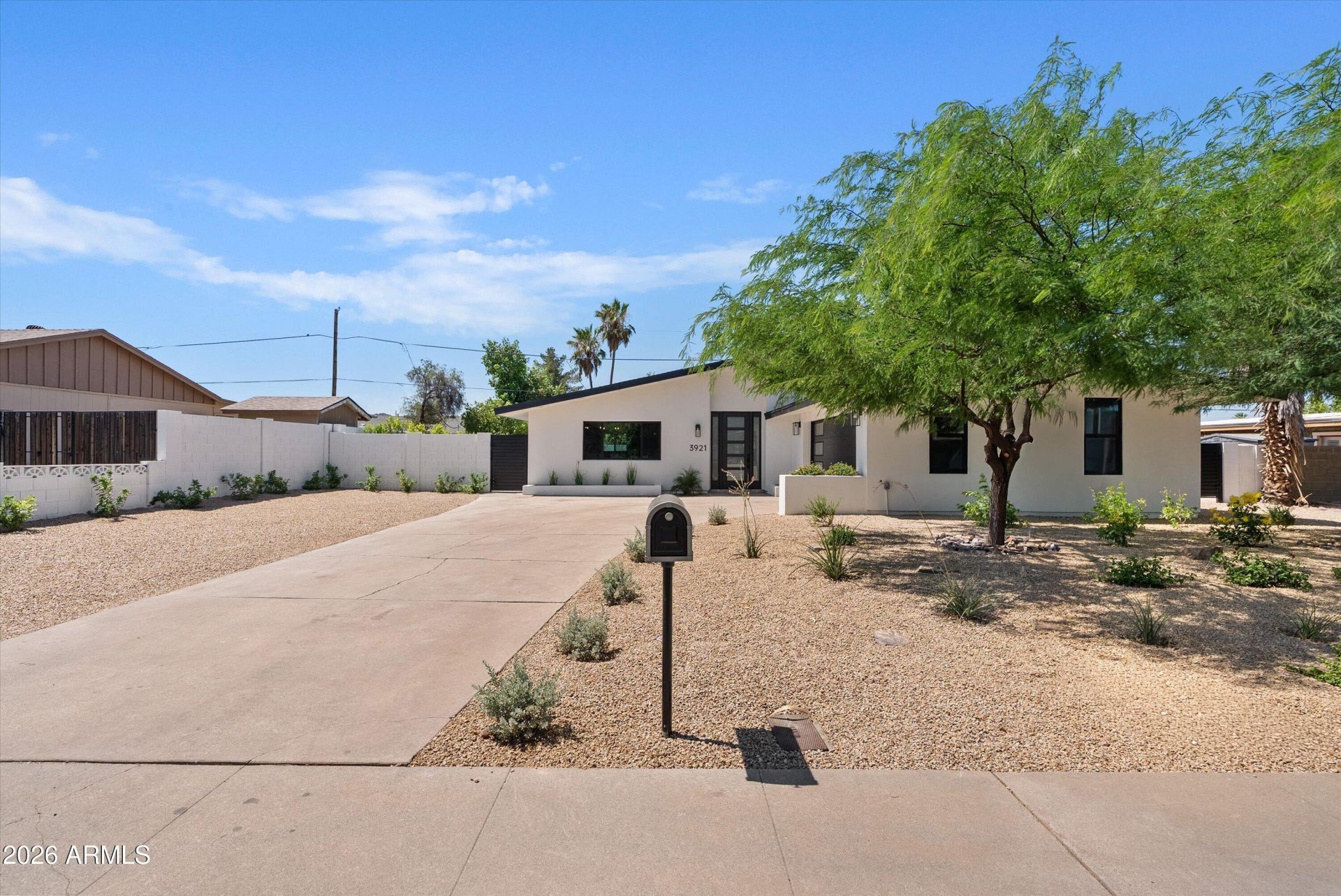 3921 E Sahuaro Drive, Phoenix, AZ 85028 Main Photo