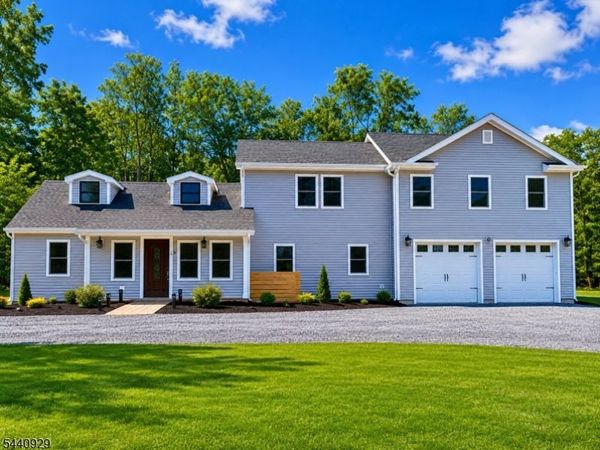 8 Britton Rd, Delaware, NJ 08559