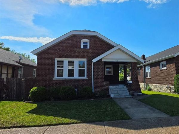 5810 S Kingshighway Boulevard, St Louis, MO 63109