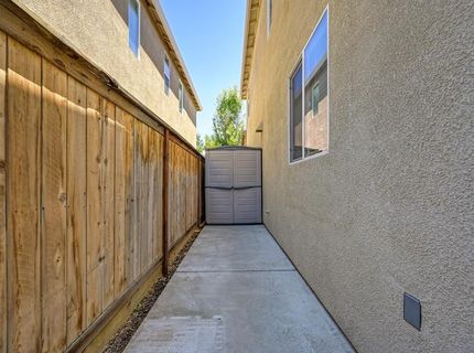 4027 Porch Swing Dr, Roseville, CA 95747 Photo