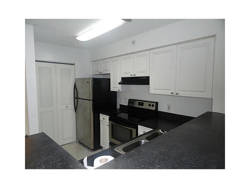 12166 Saint Andrews Place, Unit 111, Miramar, FL 33025 Photo
