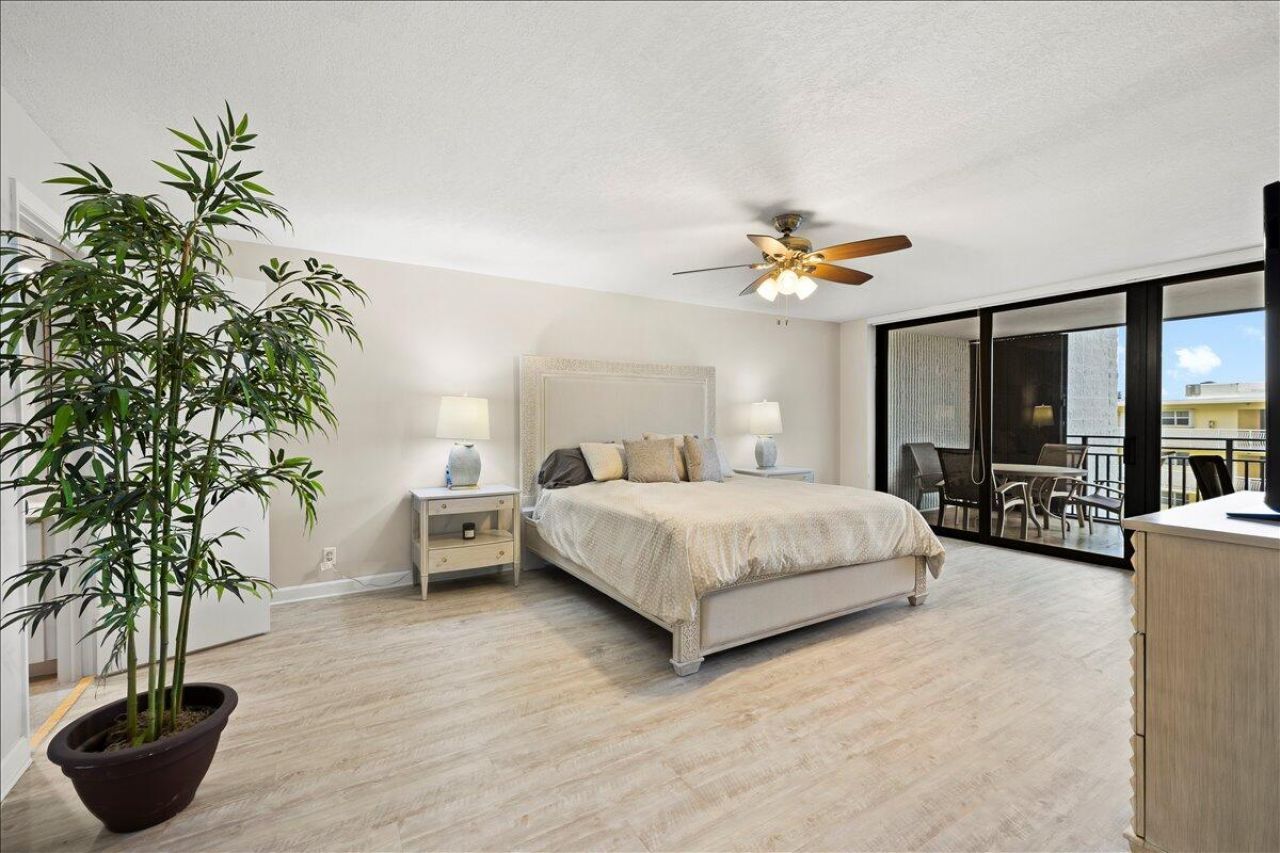 1167 Hillsboro Mile, Unit 509, Hillsboro Beach, FL 33062 Photo