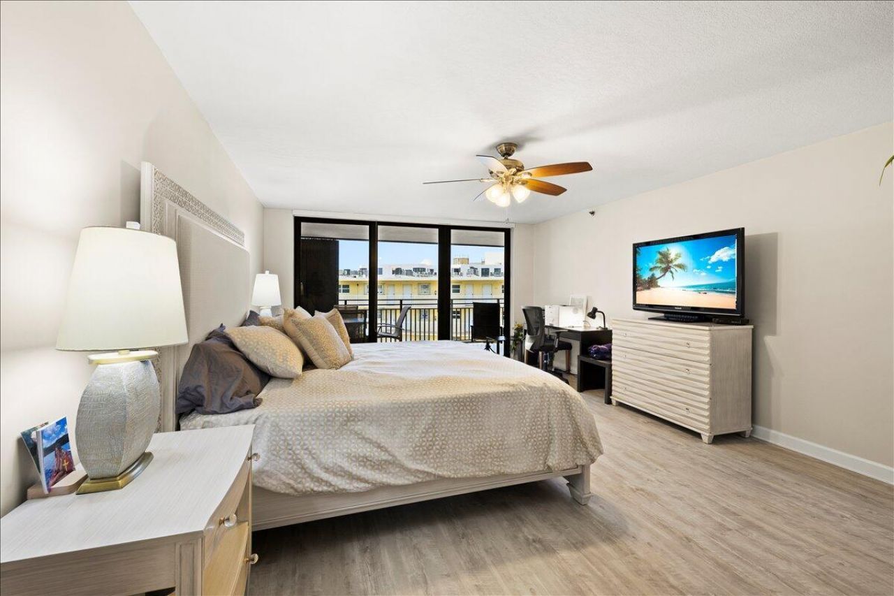 1167 Hillsboro Mile, Unit 509, Hillsboro Beach, FL 33062 Photo